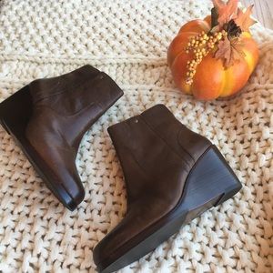 NEW Frye “Emma” wedges🍁🍂